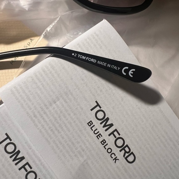 Tom Ford Black Filtering Acetate Cat-Eye Glasses - Picture 6 of 14